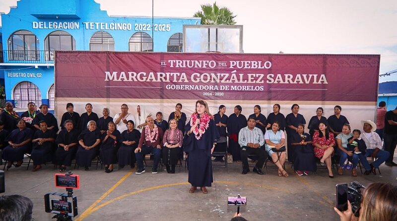 La futura gobernadora de Morelos, Margarita González Saravia, fue honrada por las autoridades y pobladores indígenas de Tetelcingo, reforzando su compromiso con la preservación de tradiciones y derechos de las comunidades originarias.